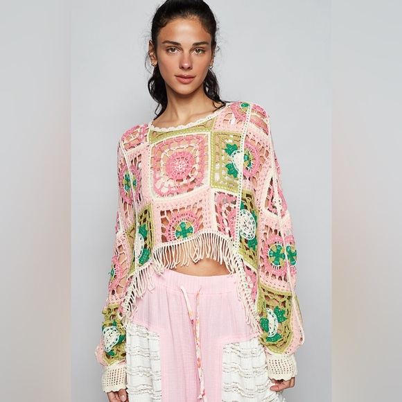POL Women’s Colorful Crochet Fringe Long Sleeve Cropped Top NEW - Picture 2 of 5